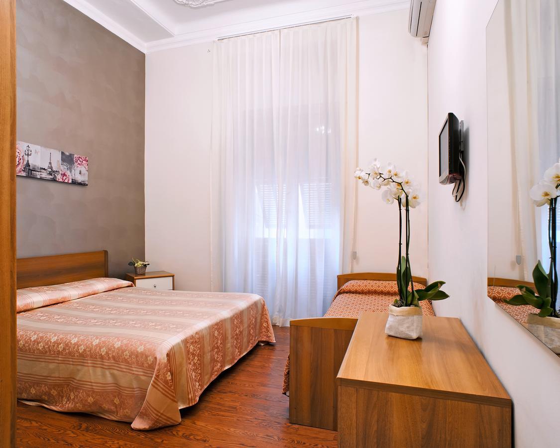 Via Marsaglia Rooms Sanremo Eksteriør billede